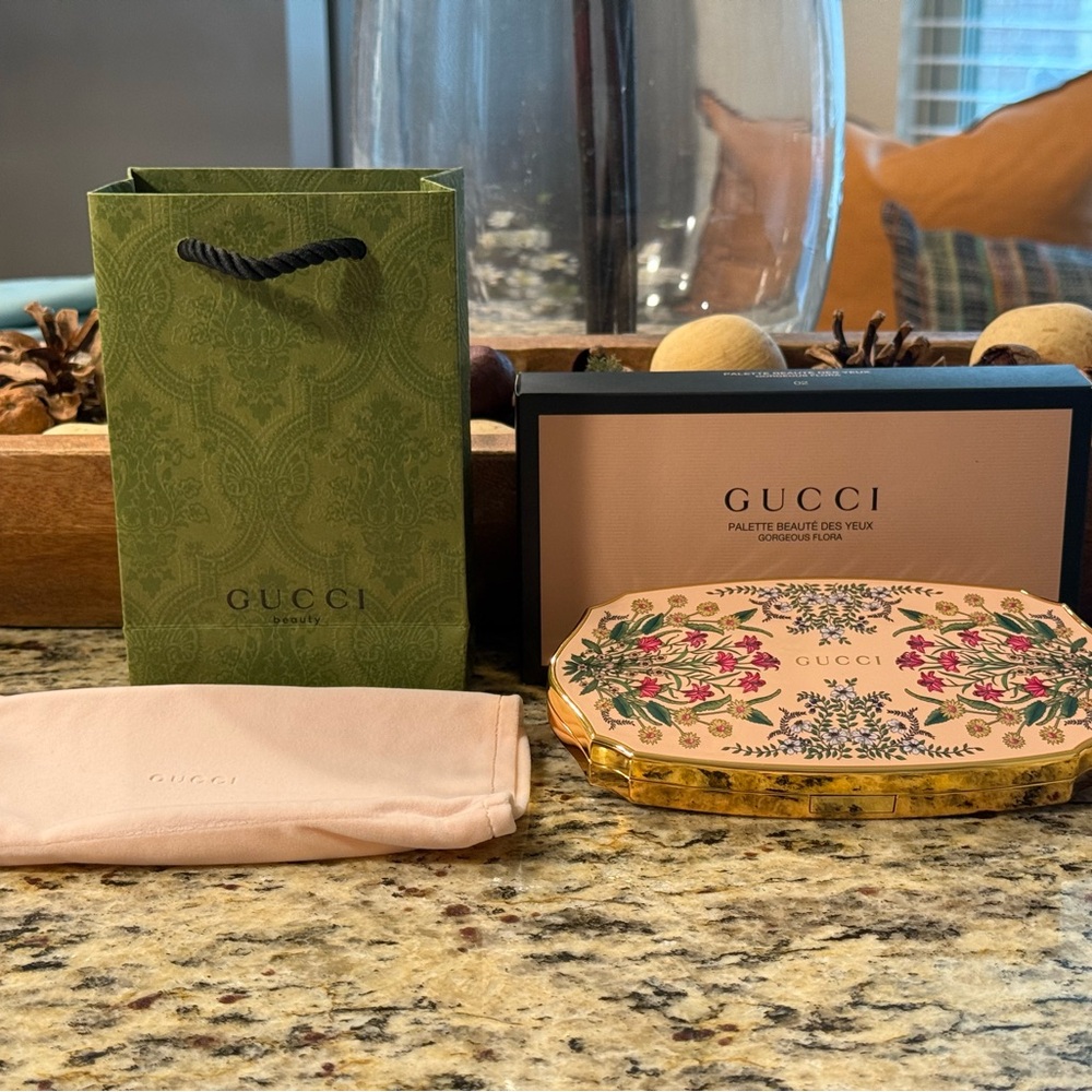 Authentic limited Edition Gucci gorgeous flora refillable Eyeshadow Pallet